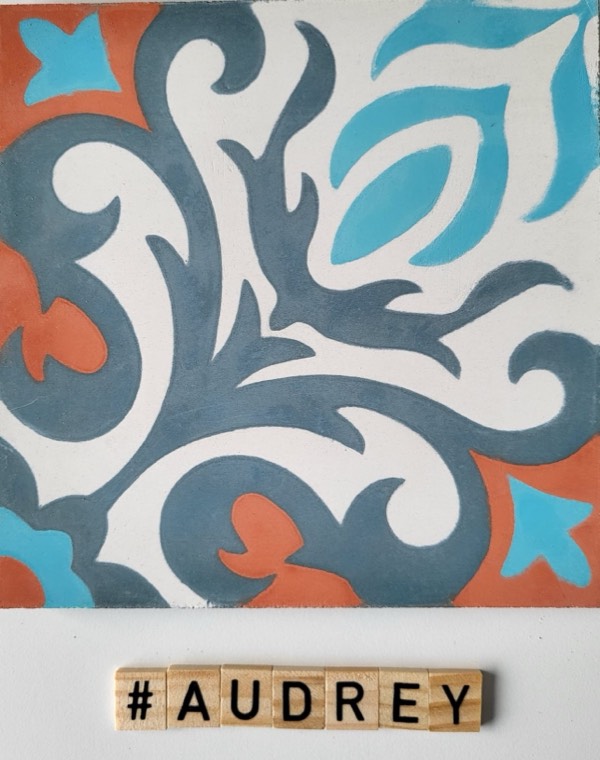 Motif Audrey : carreau de ciment de la galerie de l'atelier